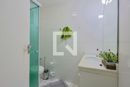 Casa de condomínio à venda com 560m², 5 quartos e 6 vagas Casa de condomínio à venda com 560m², 5 quartos e 6 vagasBanheiro/Suíte 3