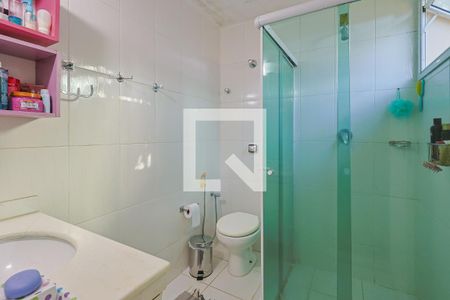 Casa de condomínio à venda com 560m², 5 quartos e 6 vagas Casa de condomínio à venda com 560m², 5 quartos e 6 vagasBanheiro//Suíte 2