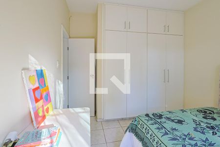 Casa de condomínio à venda com 560m², 5 quartos e 6 vagas Casa de condomínio à venda com 560m², 5 quartos e 6 vagasSuíte 5