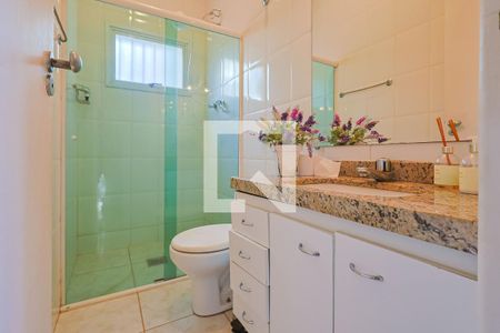 Casa de condomínio à venda com 560m², 5 quartos e 6 vagas Casa de condomínio à venda com 560m², 5 quartos e 6 vagasBanheiro/Suíte 5