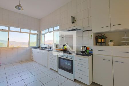 Cozinha de casa de condomínio à venda com 5 quartos, 560m² em Vila do Ouro, Nova Lima