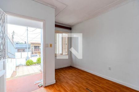 Sala de casa à venda com 3 quartos, 121m² em Teresópolis, Porto Alegre