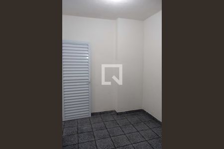 Quarto 1 de casa para alugar com 3 quartos, 88m² em Km 18, Osasco