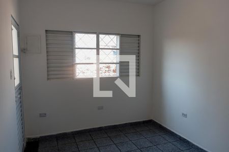 sala de casa para alugar com 3 quartos, 88m² em Km 18, Osasco