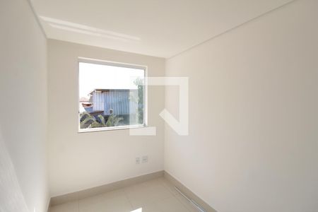 Sala de apartamento à venda com 2 quartos, 70m² em Jardim Atlântico, Belo Horizonte