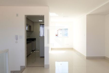 Sala de apartamento à venda com 2 quartos, 70m² em Jardim Atlântico, Belo Horizonte