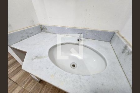 Lavatório de apartamento à venda com 1 quarto, 32m² em Piedade, Rio de Janeiro