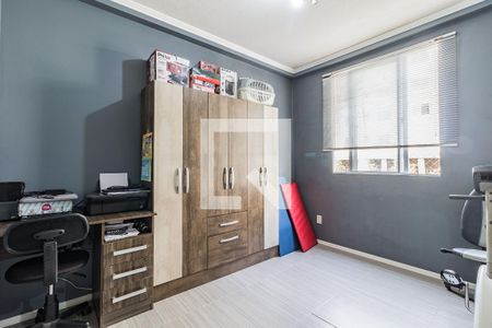 Dormitório 2 de apartamento à venda com 2 quartos, 43m² em Mário Quintana, Porto Alegre