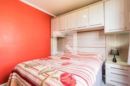 Dormitório de apartamento à venda com 2 quartos, 43m² em Mário Quintana, Porto Alegre