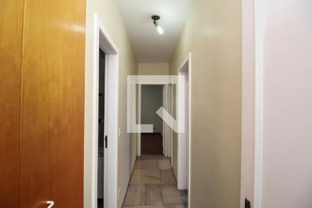 Corredor de apartamento à venda com 3 quartos, 98m² em Sion, Belo Horizonte