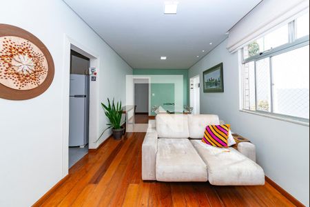 Sala de apartamento para alugar com 3 quartos, 116m² em Buritis, Belo Horizonte