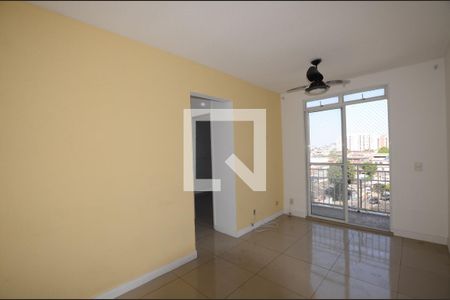 Sala de apartamento à venda com 2 quartos, 48m² em Parada de Lucas, Rio de Janeiro