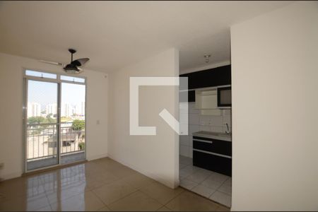 Sala de apartamento à venda com 2 quartos, 48m² em Parada de Lucas, Rio de Janeiro