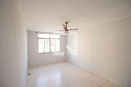 Sala de apartamento para alugar com 3 quartos, 76m² em Centro, São Gonçalo