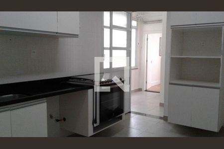 Apartamento à venda com 3 quartos, 170m² em Santa Cecilia, São Paulo