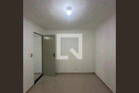 Quarto de casa para alugar com 1 quarto, 60m² em Vila Adalgisa, Osasco