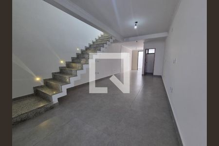 Foto 01 de casa à venda com 3 quartos, 125m² em Vila Zelina, São Paulo