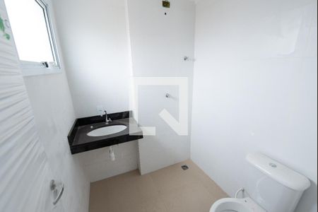 Banheiro de kitnet/studio para alugar com 1 quarto, 29m² em Centro, Taubaté