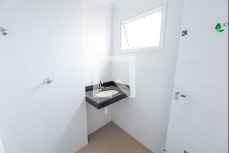 Banheiro de kitnet/studio para alugar com 1 quarto, 29m² em Centro, Taubaté