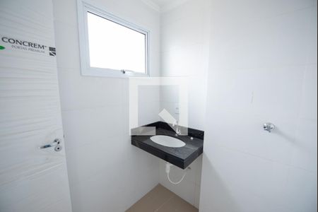 Banheiro de kitnet/studio para alugar com 1 quarto, 28m² em Centro, Taubaté