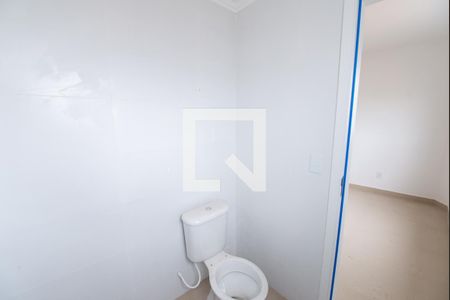 Banheiro de kitnet/studio para alugar com 1 quarto, 29m² em Centro, Taubaté