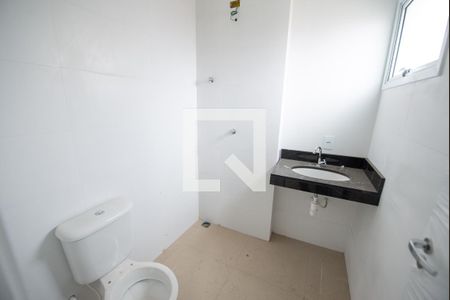 Banheiro de kitnet/studio para alugar com 1 quarto, 28m² em Centro, Taubaté