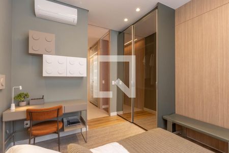 Apartamento à venda com 177m², 4 quartos e 3 vagas Apartamento à venda com 177m², 4 quartos e 3 vagasQuarto 4