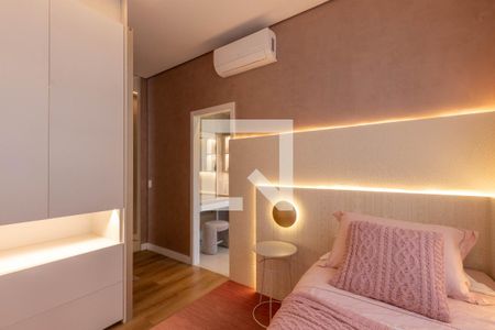 Apartamento à venda com 177m², 4 quartos e 3 vagas Apartamento à venda com 177m², 4 quartos e 3 vagasQuarto 2