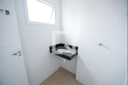 Banheiro de kitnet/studio para alugar com 1 quarto, 29m² em Centro, Taubaté