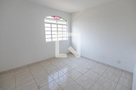 Quarto 1 / 2º andar de casa à venda com 2 quartos, 75m² em São João Batista, Belo Horizonte