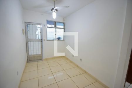 Sala de casa de condomínio para alugar com 2 quartos, 50m² em Piedade, Rio de Janeiro