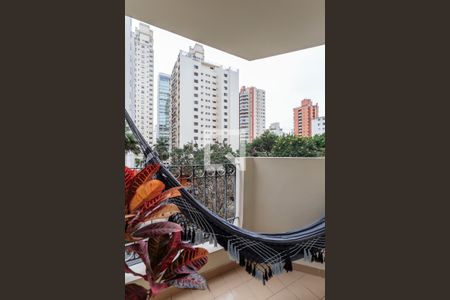 Varanda de apartamento para alugar com 3 quartos, 100m² em Indianópolis, São Paulo