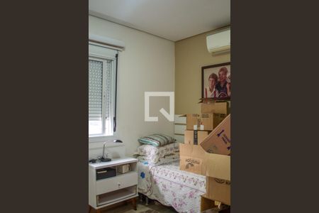 Quarto de apartamento para alugar com 2 quartos, 89m² em Azenha, Porto Alegre