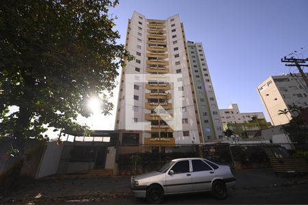 Fachada de apartamento para alugar com 3 quartos, 82m² em Setor Central, Goiânia