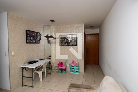 Sala de apartamento para alugar com 3 quartos, 80m² em Barra Olímpica, Rio de Janeiro