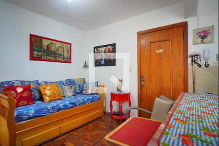 Sala  de kitnet/studio à venda com 1 quarto, 45m² em Vila Ipiranga, Porto Alegre