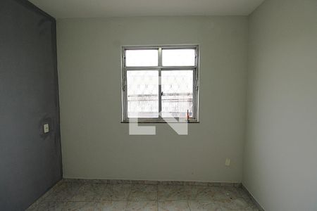 Quarto 2 de apartamento para alugar com 2 quartos, 90m² em Brás de Pina, Rio de Janeiro