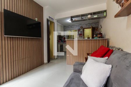 Sala de casa de condomínio para alugar com 2 quartos, 64m² em Itaquera, São Paulo