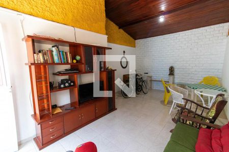 Sala de casa à venda com 2 quartos, 104m² em Santa Rosa, Niterói