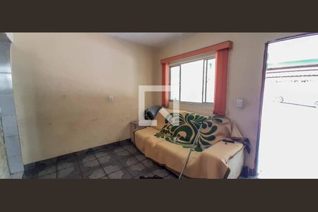 Casa à venda com 3 quartos, 150m² em Veloso, Osasco