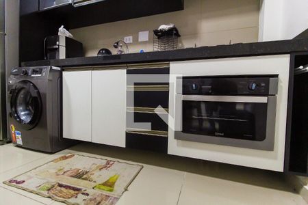 Sala/Cozinha de apartamento à venda com 1 quarto, 40m² em Vila Carmosina, São Paulo