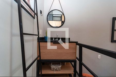 Banheiro de kitnet/studio para alugar com 1 quarto, 27m² em Perdizes, São Paulo