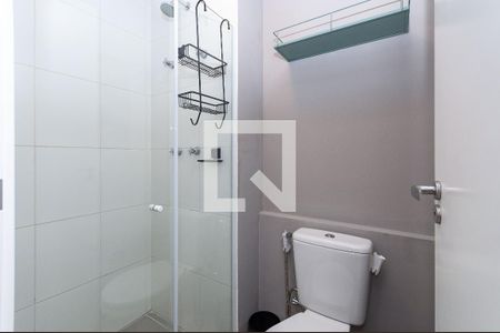 Banheiro de kitnet/studio para alugar com 1 quarto, 27m² em Perdizes, São Paulo