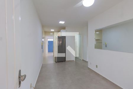 Sala de casa de condomínio para alugar com 2 quartos, 64m² em Centro, Canoas