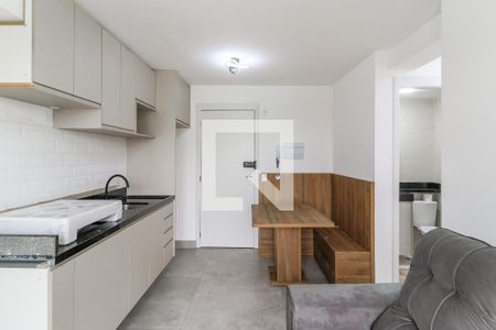 Sala/Cozinha de apartamento à venda com 2 quartos, 37m² em Jardim Caravelas, São Paulo