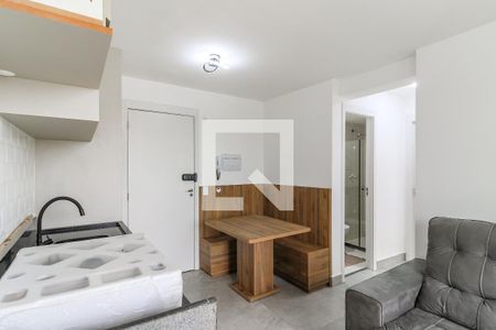 Sala/Cozinha de apartamento à venda com 2 quartos, 37m² em Jardim Caravelas, São Paulo