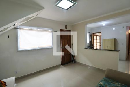 Sala de casa para alugar com 1 quarto, 30m² em Vila Carla, Guarujá