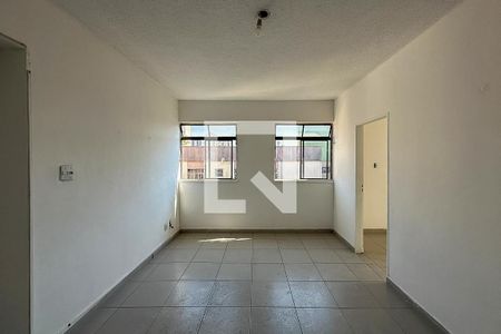 Sala de apartamento para alugar com 2 quartos, 60m² em Santa Terezinha, Belo Horizonte