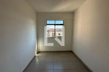 Quarto 2 de apartamento para alugar com 2 quartos, 60m² em Santa Terezinha, Belo Horizonte