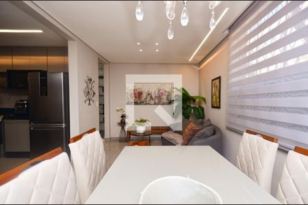 Apartamento à venda com 127m², 3 quartos e 1 vagaSala 2 ambientes